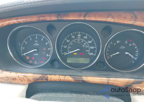 2007 Jaguar Xj Vanden Plas z USA, uszkodzony, nr VIN SAJWA82B87SH13560